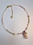 Collier rose beige