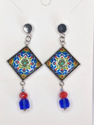 Boucles rouges et bleues