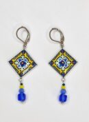 boucles d'oreilles bleues