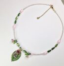 collier ajustable feuille