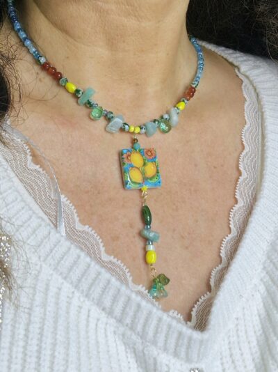 collier court turquoise