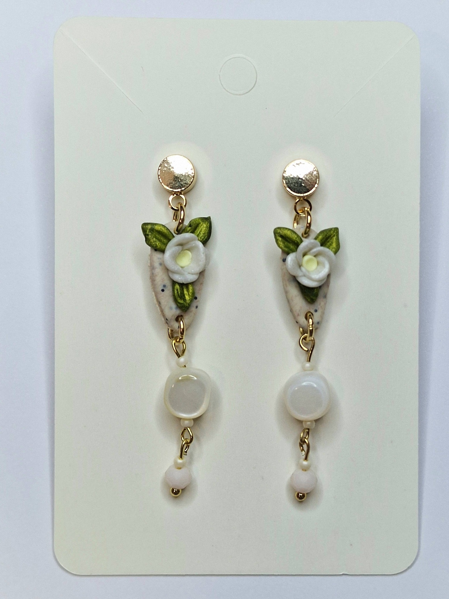 Boucles d'oreilles écrues